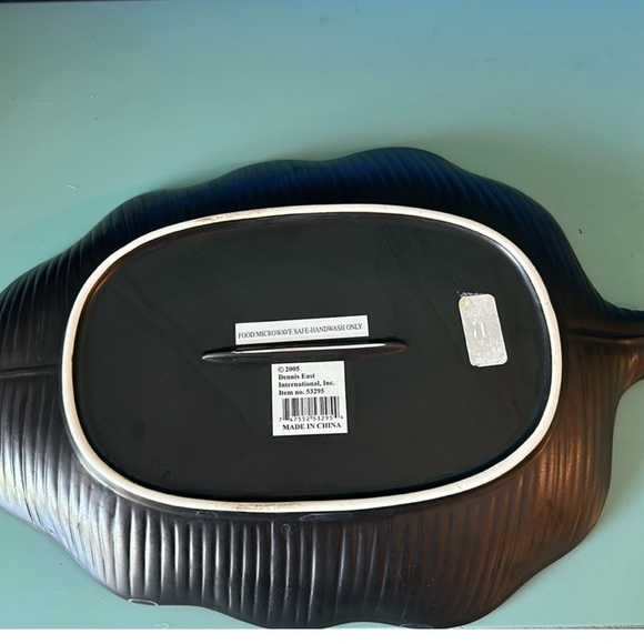 2 Large Heavy Thick Green Leaf Ceramic Platters Serving Dishes - Picture 6 of 6